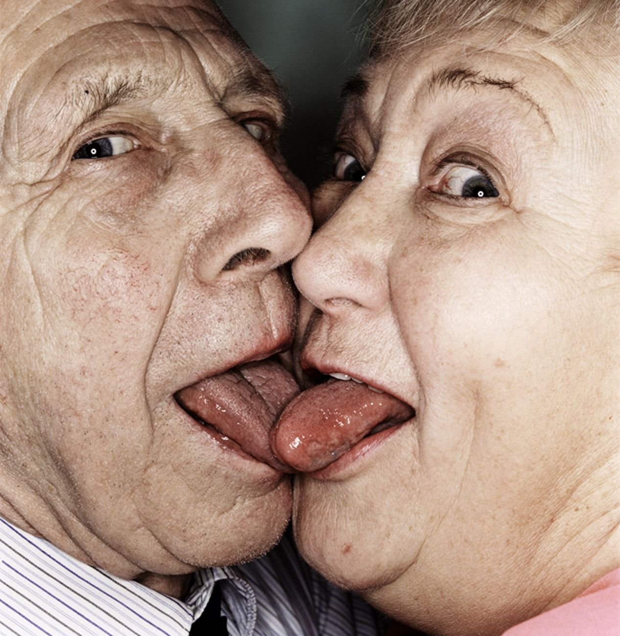 Фотосессии сексуально озабоченных престарелой старухи