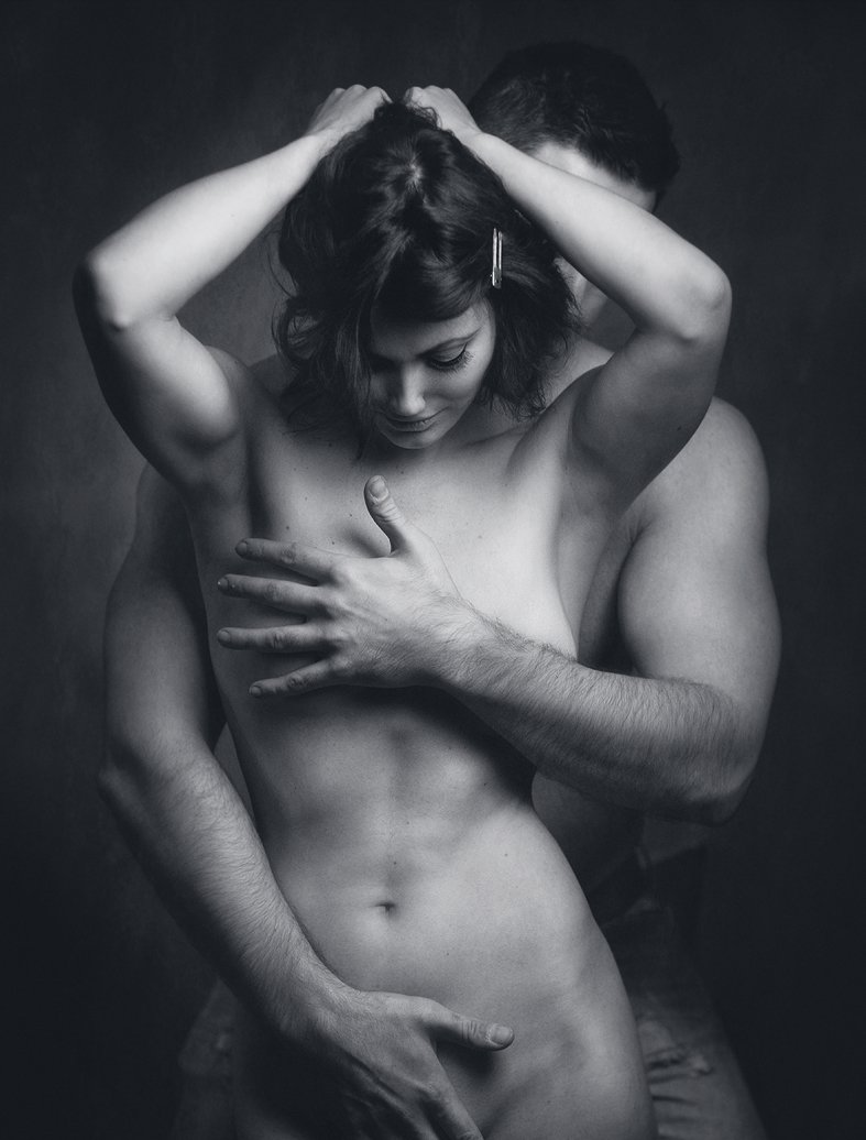 Мужчина и женщина вместе голые: порно видео на венки-на-заказ.рф