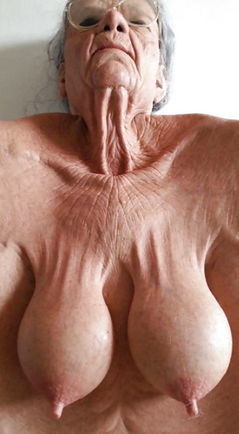 Огромные сиськи бабушек (73 фото) - Порно фото голых девушек