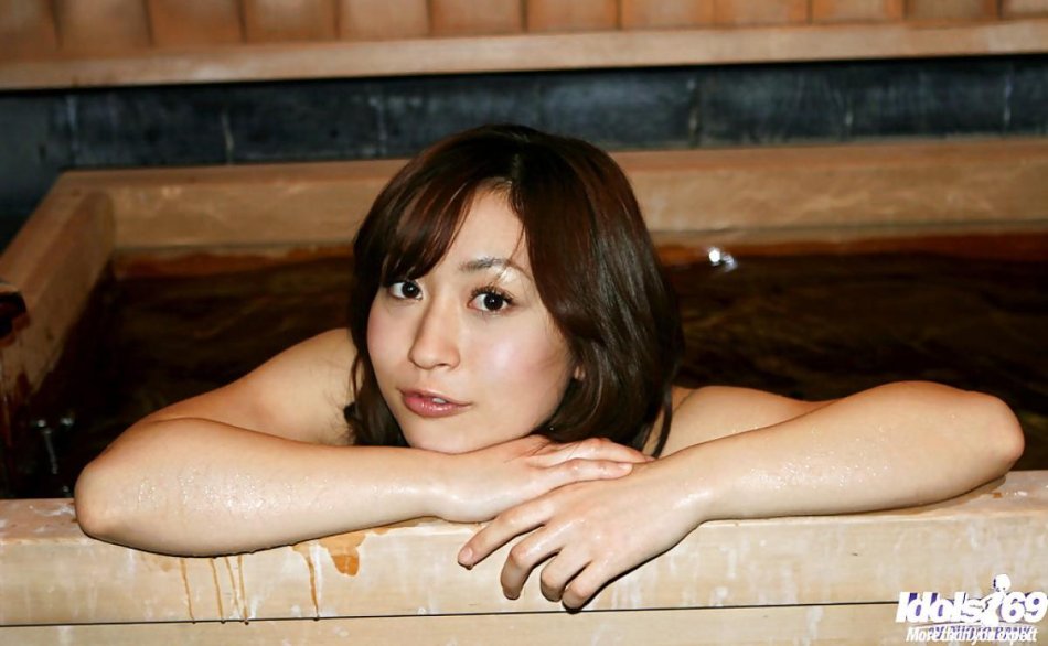 фото голых японок в бане